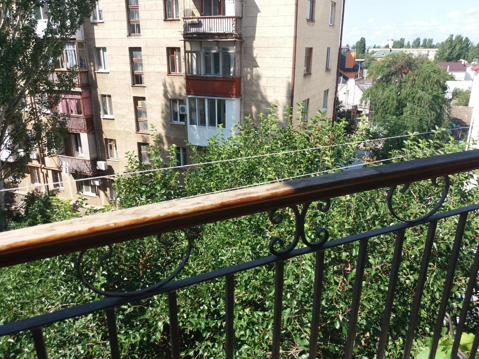 Apartment On 8 Marta Nikolayev Bagian luar foto